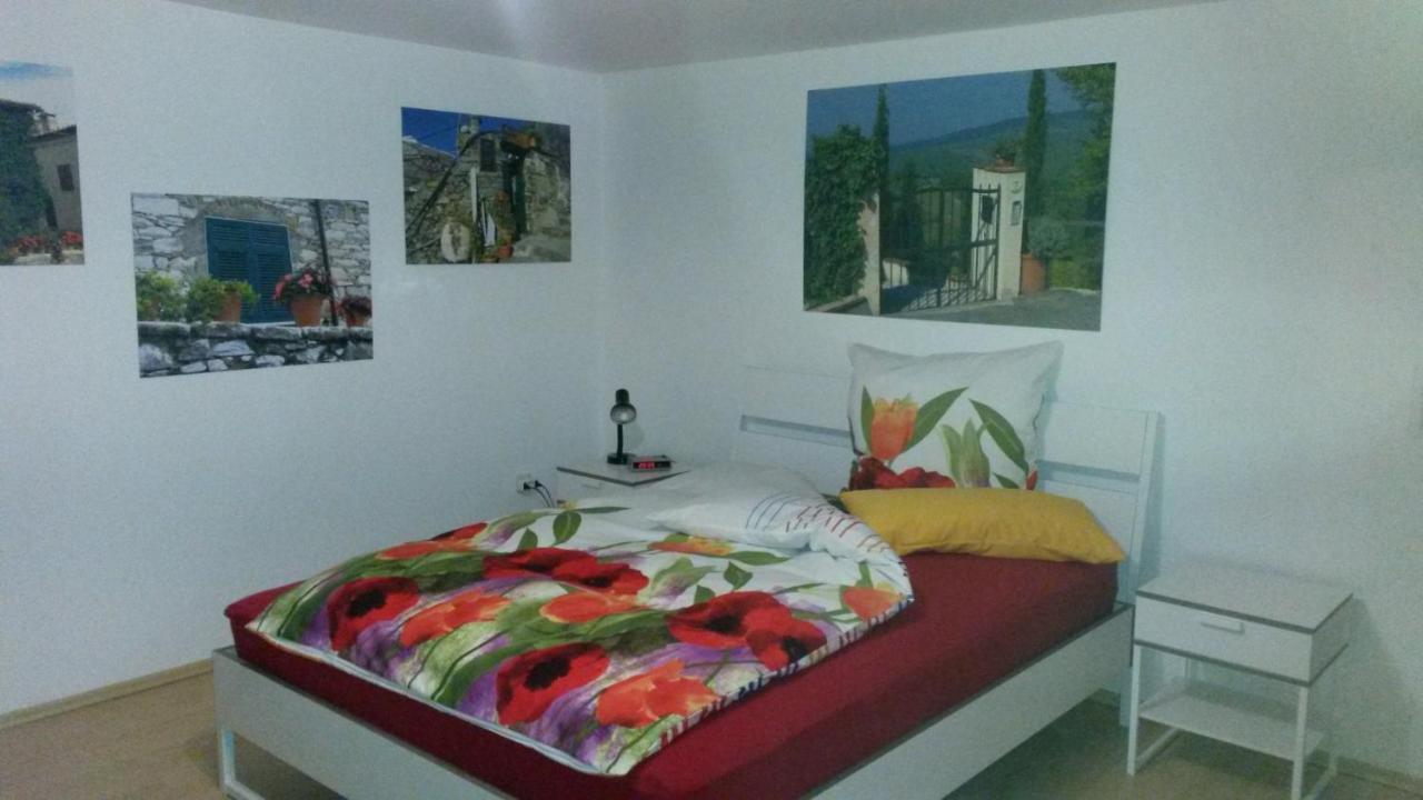 Ferienwohnung Keine Monteurvermietung Naehe Heidelberg Hockenheim Bds Anlage 필립스부르크 외부 사진