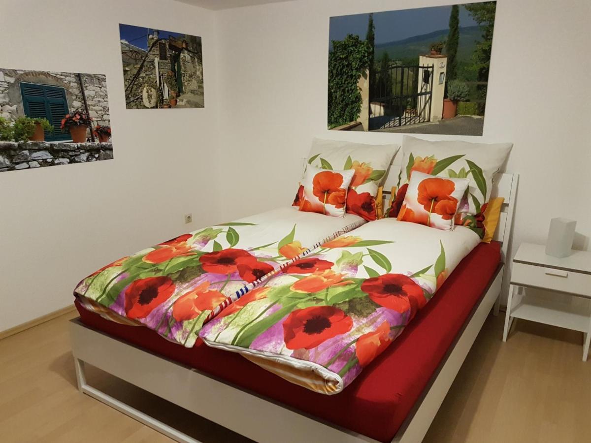 Ferienwohnung Keine Monteurvermietung Naehe Heidelberg Hockenheim Bds Anlage 필립스부르크 외부 사진